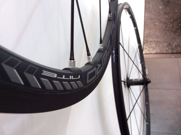 2015-Fulcrum-Racing-Zero-Nite-blacked-out-road-wheels