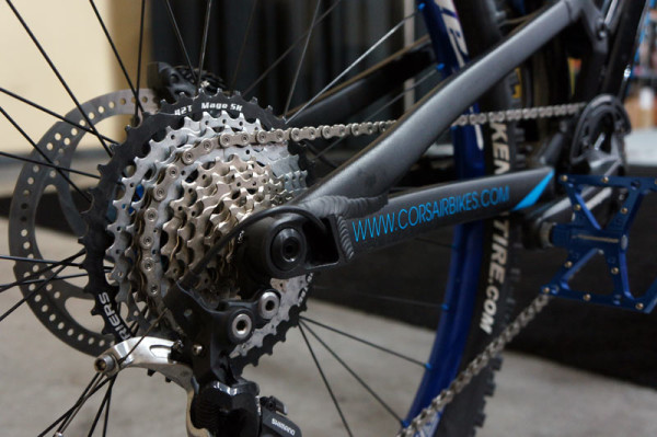 2015-corsair-revo-enduro-mountain-bike