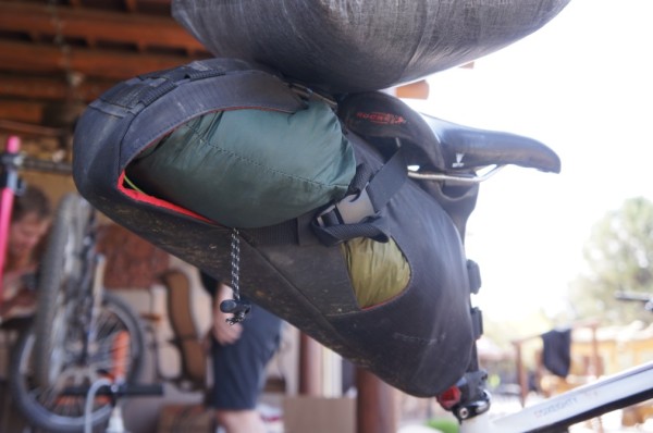 Blackburn outpost bags top tube handlebar roll saddle (2)