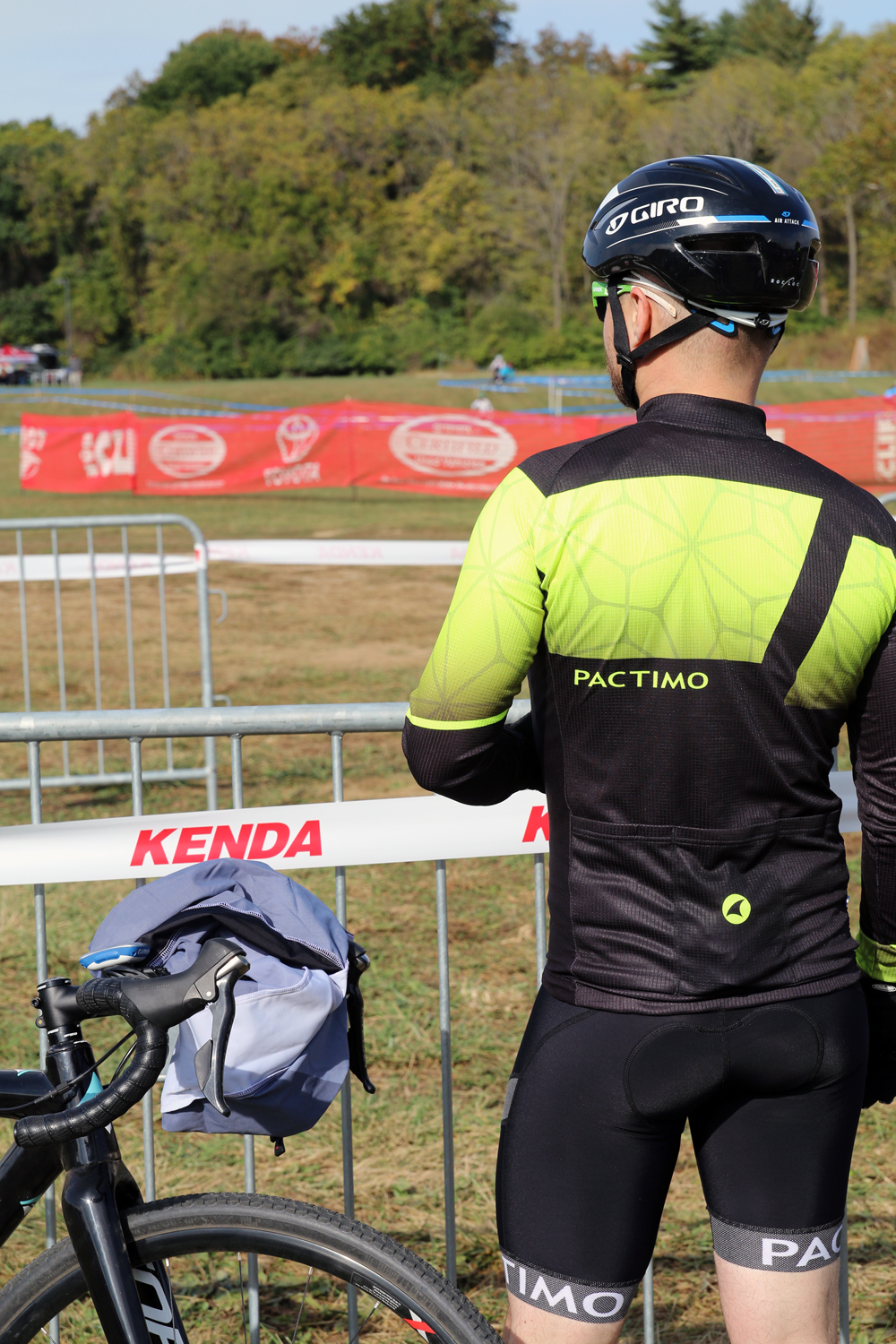Warm, Bright, Reflective, the Pactimo Fall Collection Has it All - Bikerumor