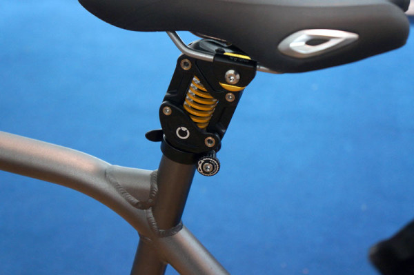 speedlifter-suspension-seatpost01