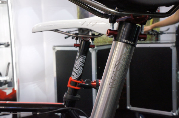 use-components-lightweight-seatpost01