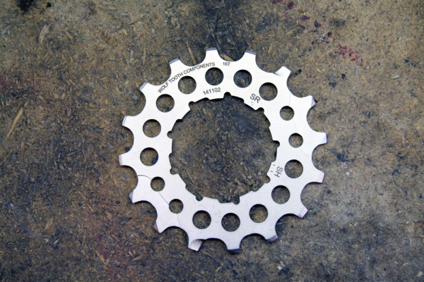 Wolf Tooth 16t cog cassette adapter  (3)