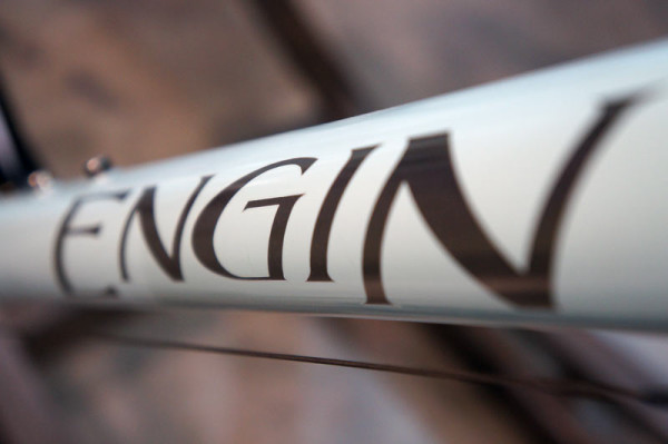 engin-cycles-titanium-road-bike02