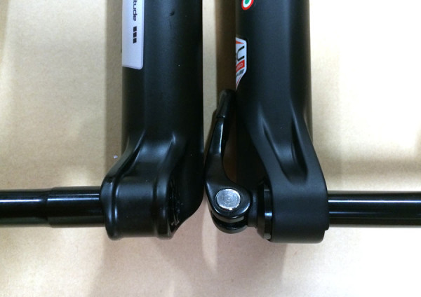 2015 Marzocchi XC 320 LCR 29er suspension forks get lighter and geometry optimized