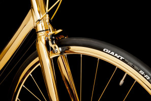 gold-bike-1280x800_3