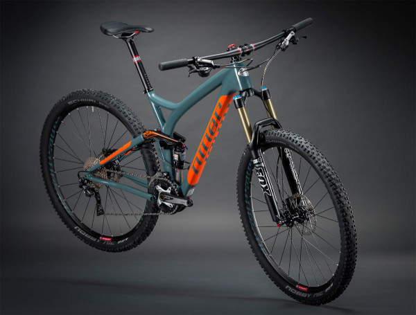 2015 Niner RIP 9 carbon 29er mountain bike with carbon fiber front triangle and alloy rear triangle