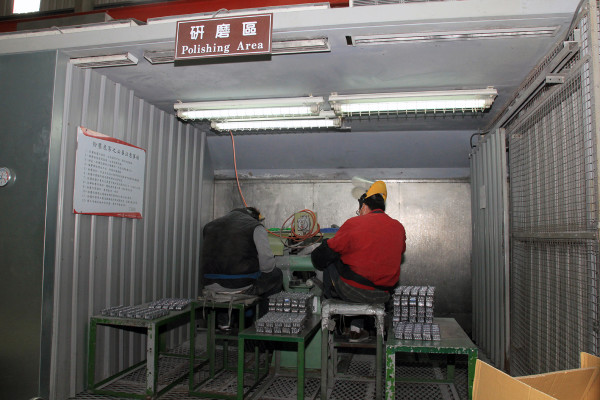 SRAM Taiwan Factory Tours Suspension Shifters Derialleurs Carbon production123