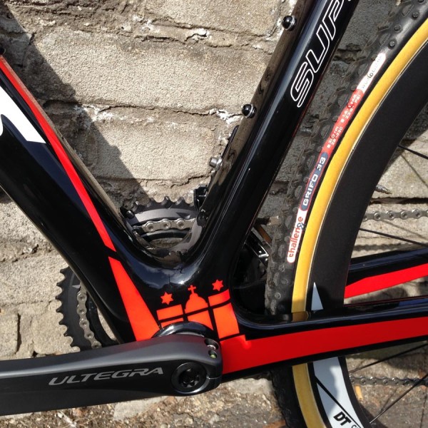 Stevens_Super_Prestige_Disc_carbon_cyclocross_race_bike_bottom-bracket_detail