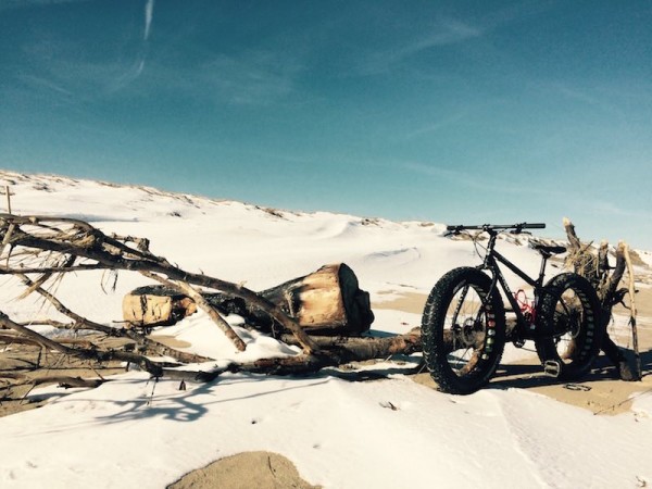 bikerumor pic of the day surly moonlander on Nauset Beach, Cape Cod 