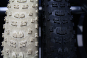 Vee Tire Co 27+ white fat bike tires (6)