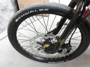 BFS15_Bullitt_cargo-bike_Shimano-Saint_DH-brakes