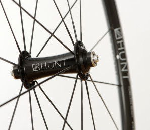 Hunt_Bike_Wheels-road-wheels_j-bend-spokes_4Season-front-hub