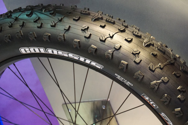 maxxis-colossus-fat-bike-tires01