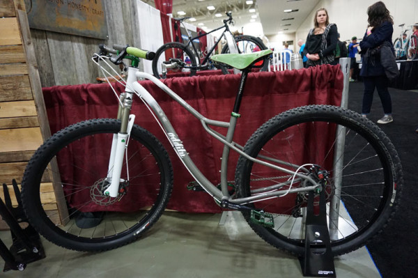 oddity-cycles-steel-fat-bikes-and-gravel-grinders-nahbs201507