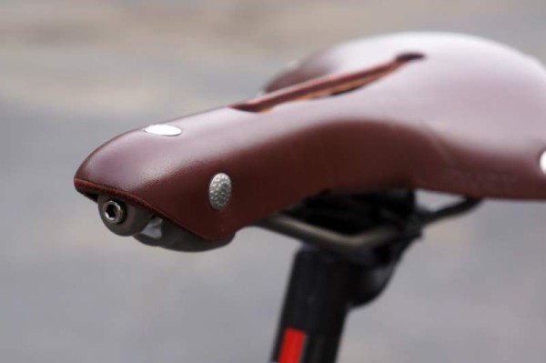 Van Dessel WTF project bike with Rivet leather bicycle saddle review
