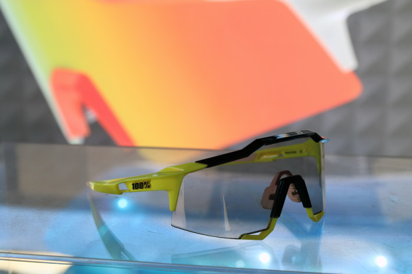 100 percent speedcraft sunglasses dh carbon helmet (17)