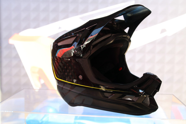 100 percent speedcraft sunglasses dh carbon helmet (21)