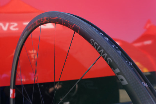 2016 DT Swiss Mon Chasseral carbon fiber road bike wheelset