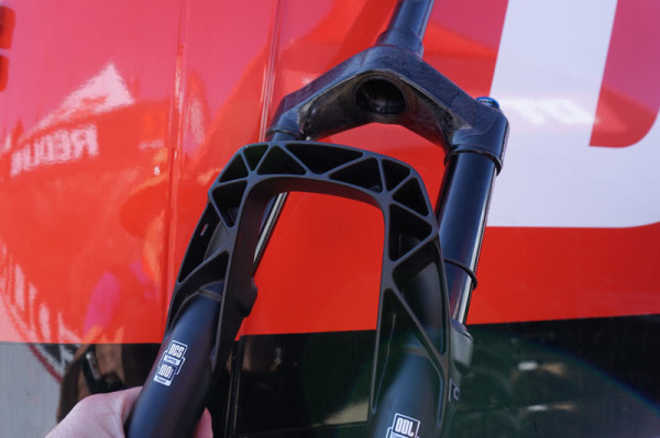2016 DT Swiss OPM Race carbon fiber mountain bike suspension fork