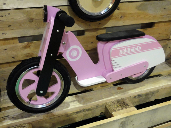 BFS15_Kiddi-Moto_Scooter_laminated-wood_kids_balance-bike_Pink-Stripe_vespa-replica