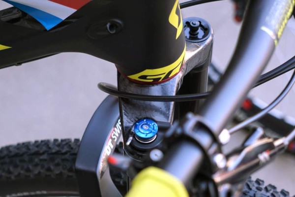 2016 DT Swiss OPM Race is world's lightest suspension mountain bike fork