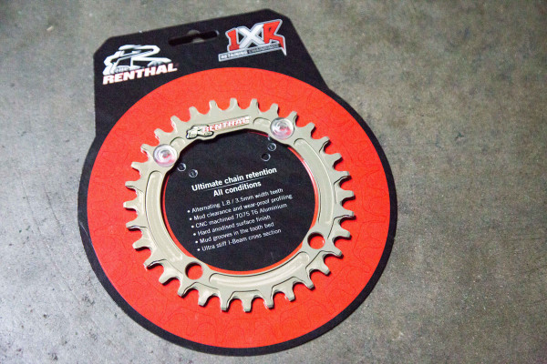 Renthal-1XR-Retention-Chainring-Retail-Packaging-4