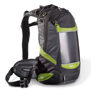 Solargenome_Hydracharge_solar-power-hydration_backpack_green-studio-shot