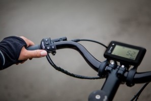 Yuba Spicy Curry electric cargo bike motor controls