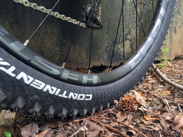 Easton Heist wide mountain bike wheels first impressions ride review