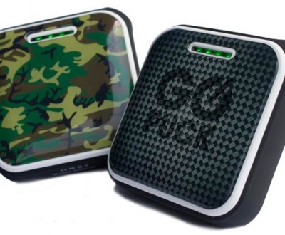 Go Puck portable power bank, camo and carbon-look skins