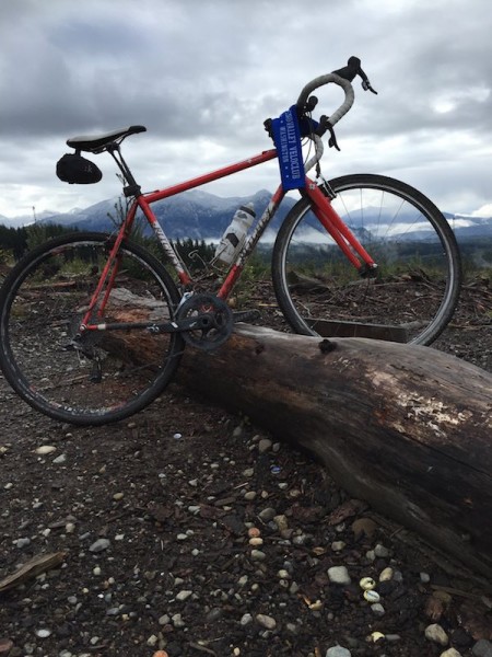 bikerumor pic of the day bike ride in the morning Snoqualmie valley in Washington