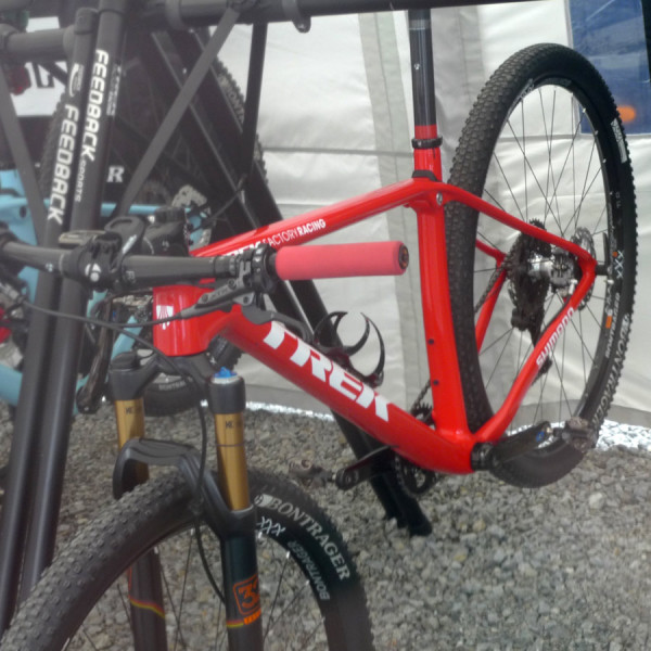 Trek_IsoSpeed-hardtail_pre-production_Spy-Shots_XC_mountain-bike_World-Cup_Nove-Mesto_inside-team-tent