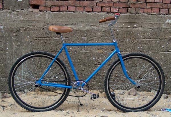 Ain Bicycles custom blue commuter bike