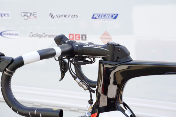 2015-tdf-IAM-Cycling-scott-foil-aero-road-bike-02
