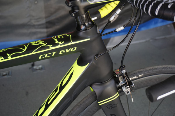 2016-Corratec-CCT-Evo-racing-road-bike-06