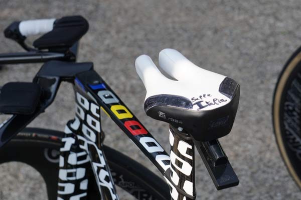 2016 Look Cycles TT aero road bike at tour de france 2015 for Bretagne-Seche pro team