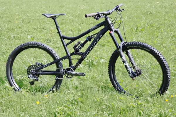 Bionicon_Edison_rEVO_enduro_27-5inch_650b_aluminum_mountain_bike_black_complete