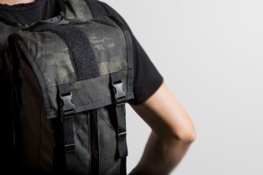 Mission Workshop hauser Hydration Pack, limited edition black camo, roll top down