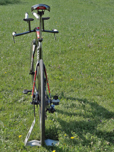 Rose-Bikes_Aero-Flyer_TT-bike_narrow-profile-rear