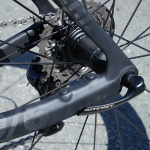 Rose-Bikes_X-Lite-CW_rim-brake_unused-disc-brake-mount-detail