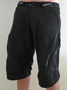 Sweet-Protection_Hunter-Enduro-mountain-bike-baggy-shorts_black