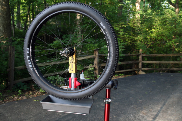 Tubeless Solutions Tubeless Tower tire station (27)