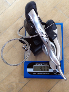 Campagnolo_Athena-11-Silver_project-bike_Ergopower-Control-levers_with-shift-wires_actual-weight-407g