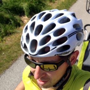 Catlike_Mixino_road_mountain_bike-helmet_23-front-vents