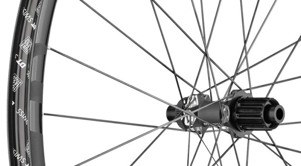 DT Swiss XMC 1200 lightweight carbon trail mountain bike wheels