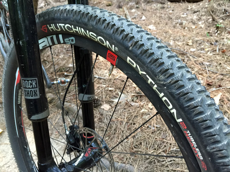 hutchinson bicycle tires