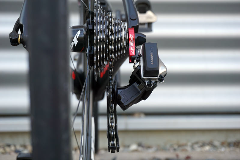 SRAM RED eTAP unveiled – F1 inspired wireless paddle shifting is here!