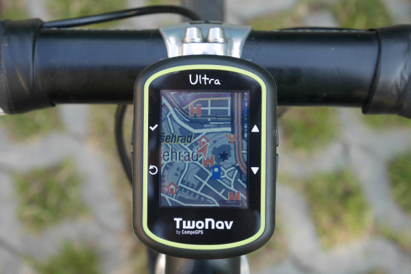 TwoNav_Ultra_GPS_cycle-computer_urban-mapping-detail