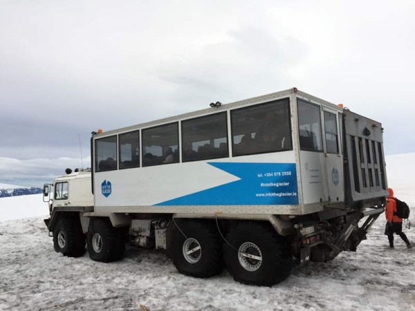 lauf-headquarters-tour-icelandic-vehicles-for-snow03